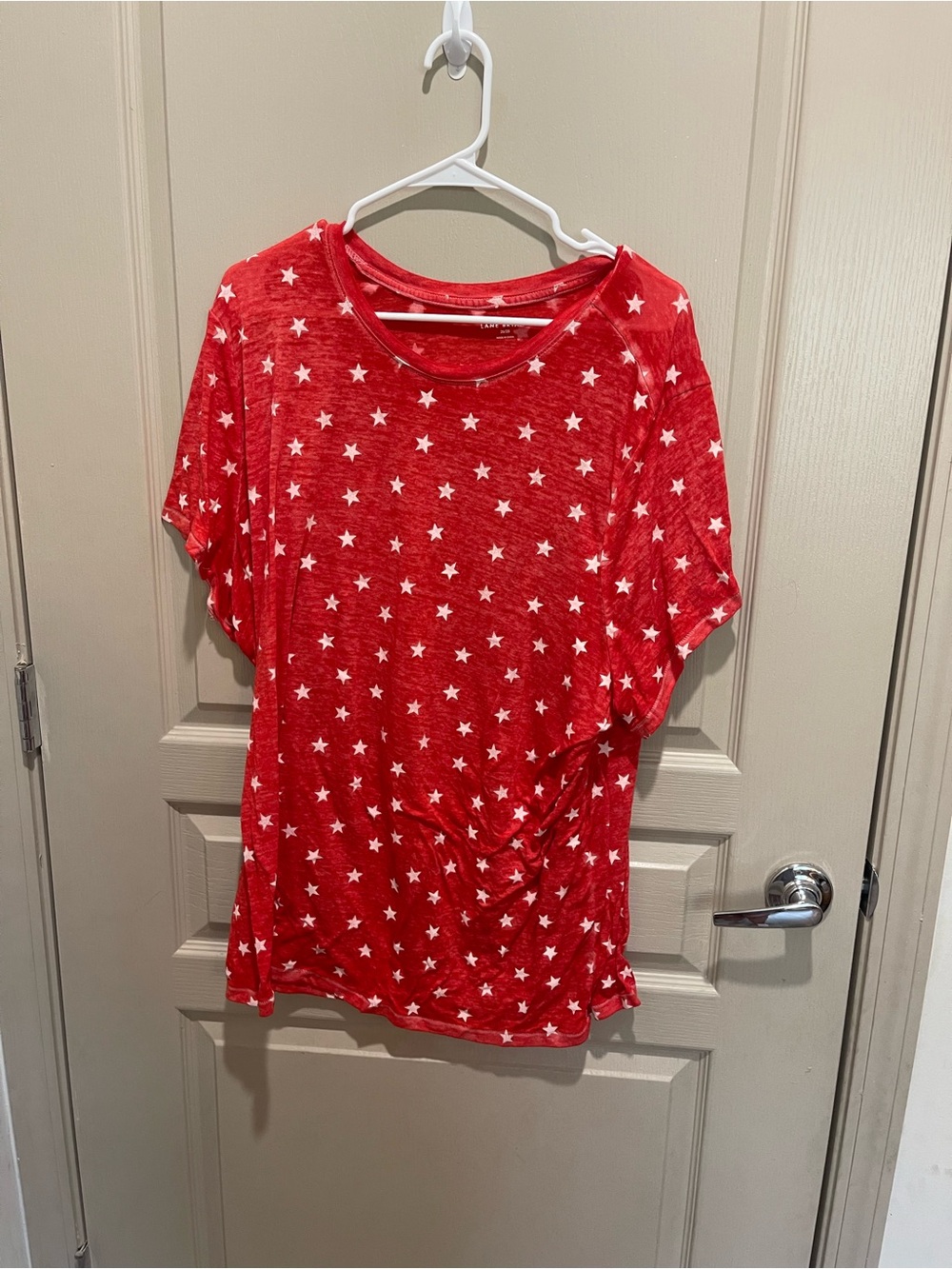 Lane Bryant Red Star-Print Short Sleeve Tee - Picture 1 of 3